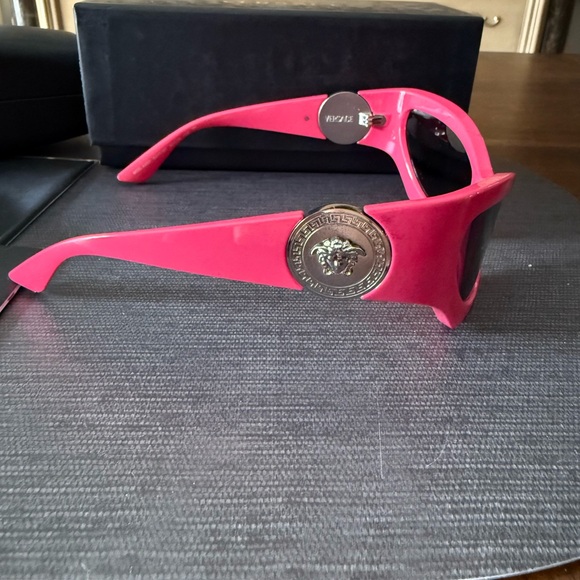 Versace Pink Sunglasses VE4450 New in Box main image 5